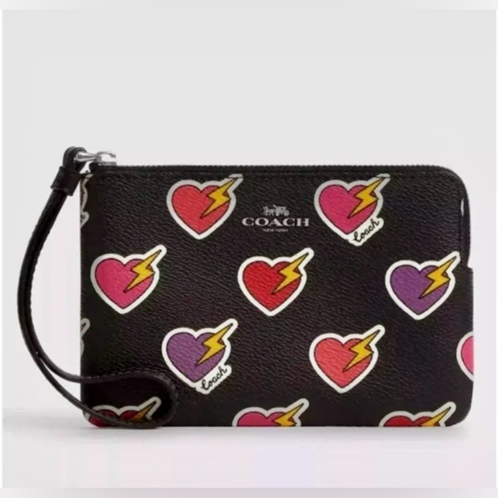Coach Corner Zip Wristlet With Heart Bolt Print Black- NWT